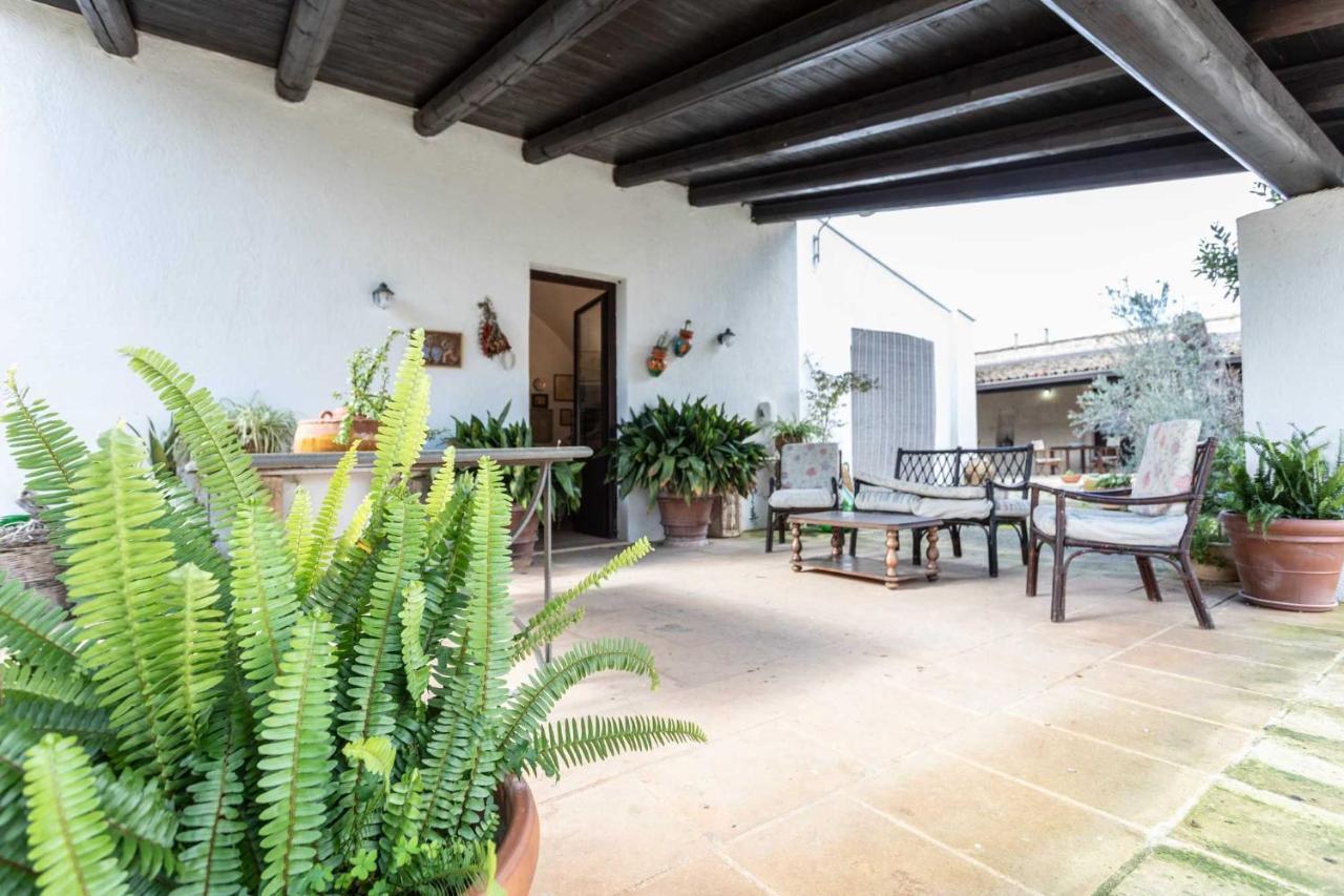 Agriturismo De Lorenzi Villa Casarano Exterior photo
